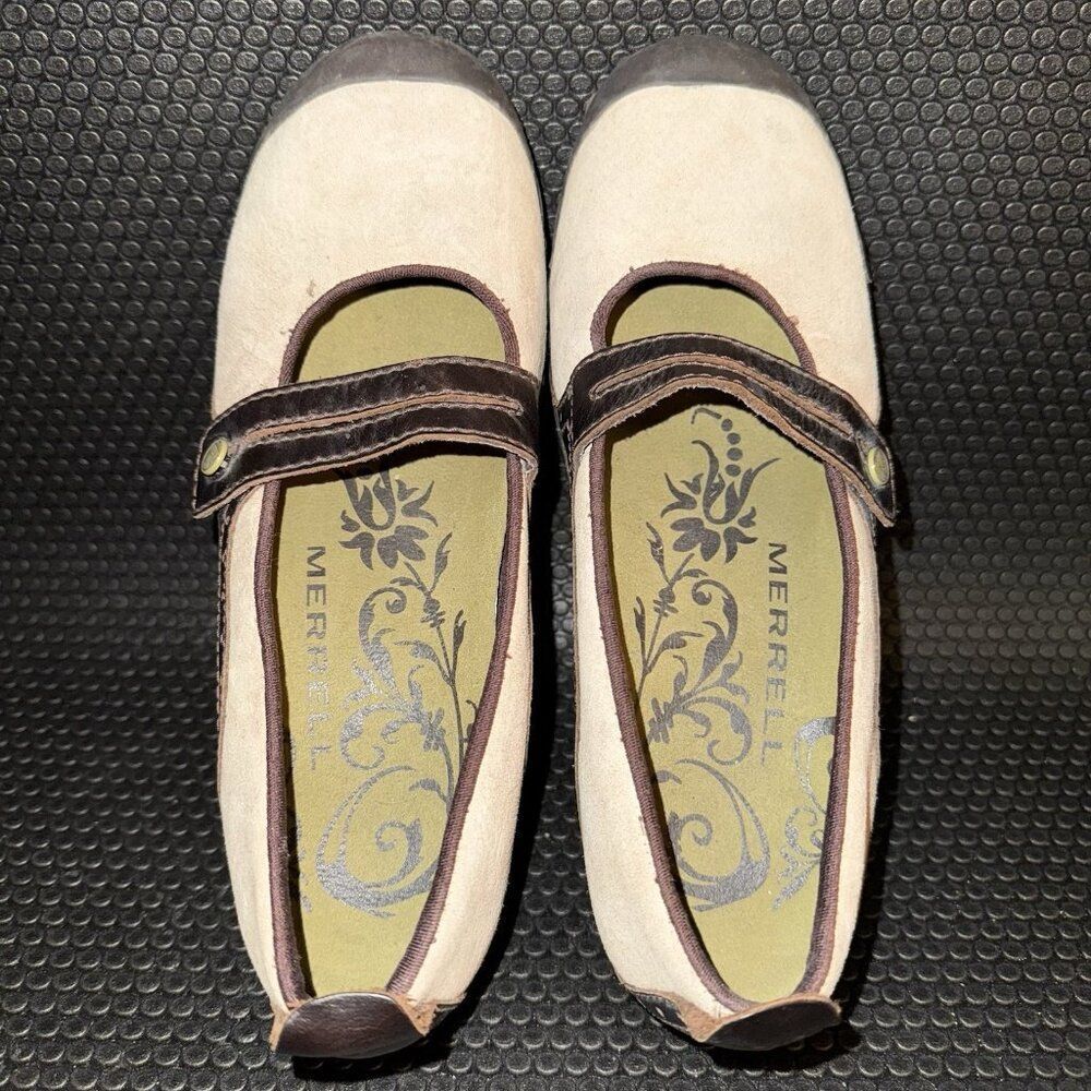 Merrell Women's Flats in Brown and Cream - Picture 6 of 8